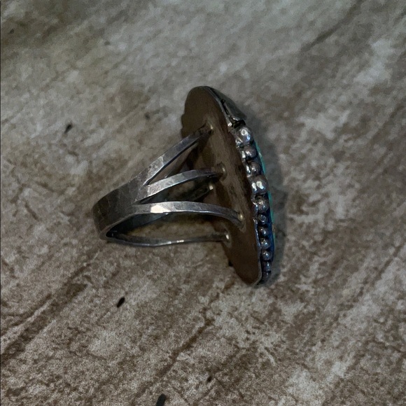 Turquoise and Silver Women's Ring, Size 8 - Picture 7 of 9